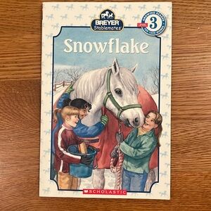 Breyer Stablemates book Snowflake